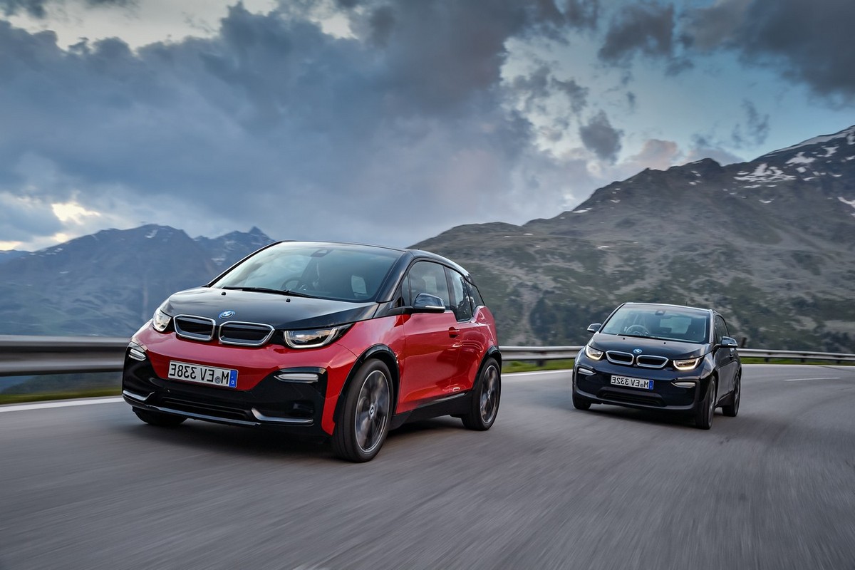 BMW serie 3 con 88429 kilómetros de 2021 de segunda mano en Madrid